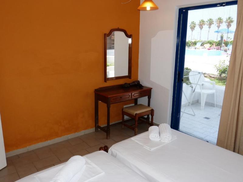 Miros Hotel Apartments Tigaki 外观 照片