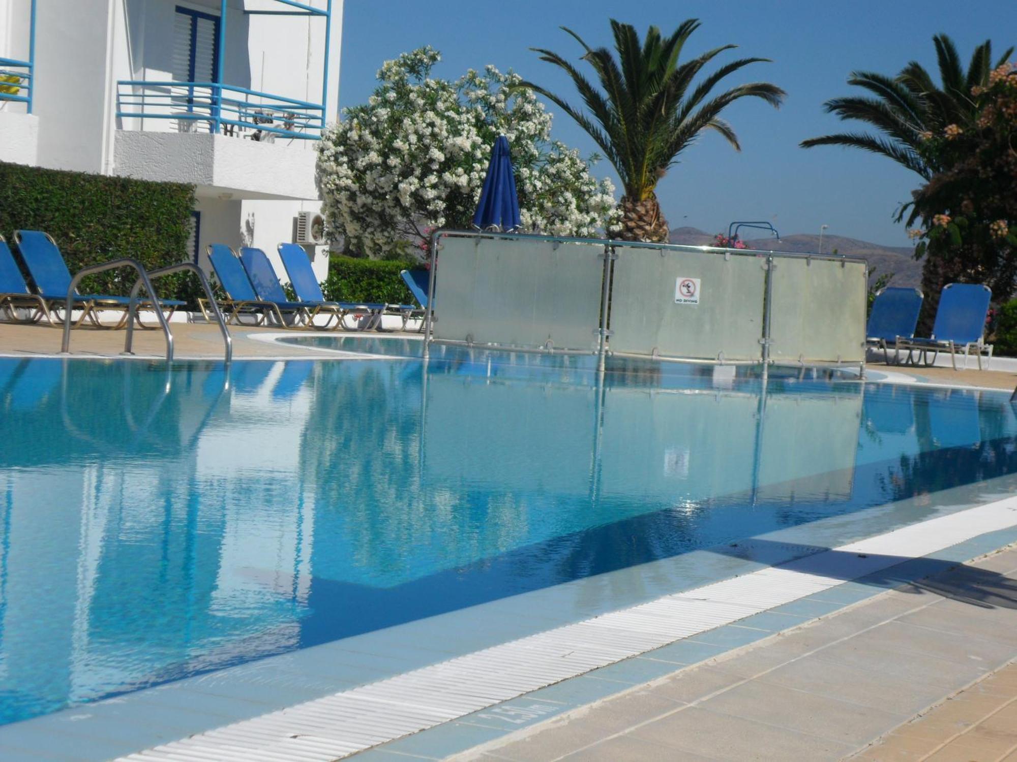 Miros Hotel Apartments Tigaki 外观 照片